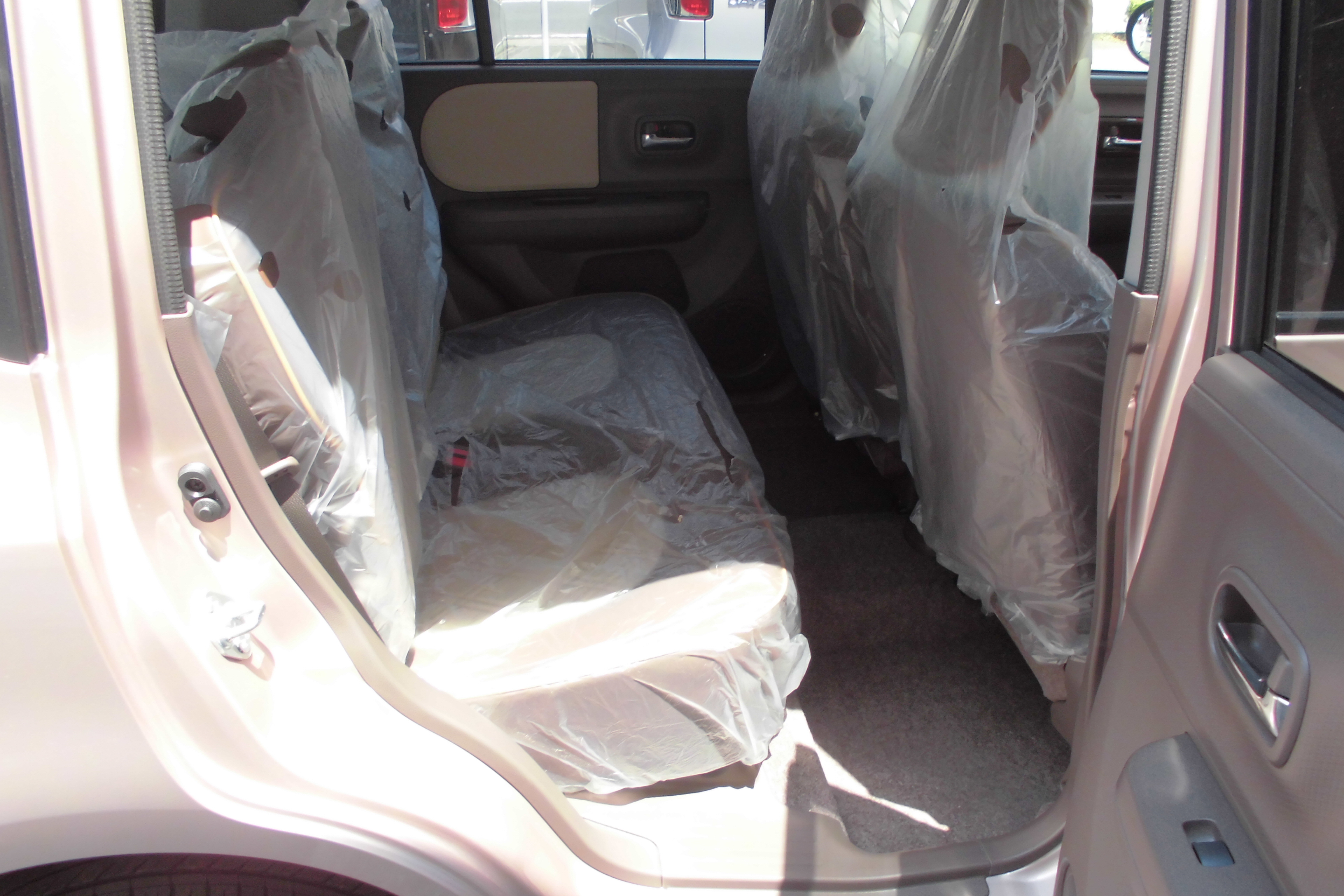 スズキ アルトラパン ショコラx 格安中古車販売店 中古車買うなら自信をもってオススメします カーボイス株式会社